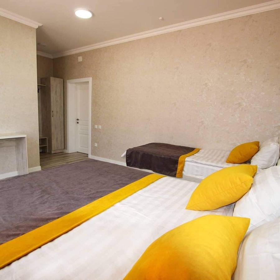Bayotel Karakol Luaran gambar
