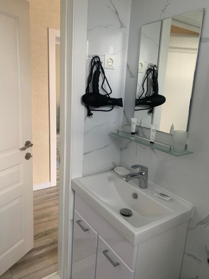 Bayotel Karakol Luaran gambar