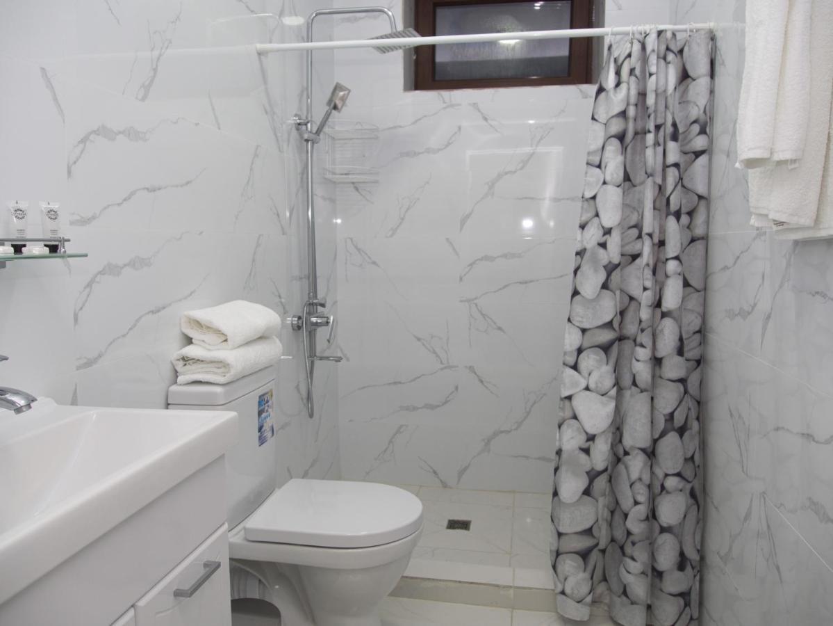 Bayotel Karakol Luaran gambar